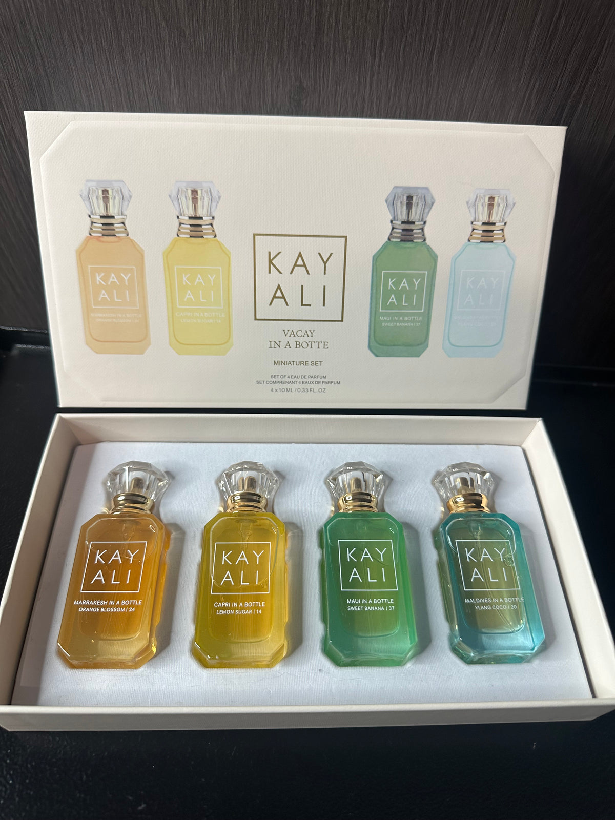 Kayali 4 piece gift set